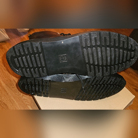 Dr. Martens Zavala Oxblood Metallic Reptile Emboss Combat men's 12.5 - Picture 8 of 12